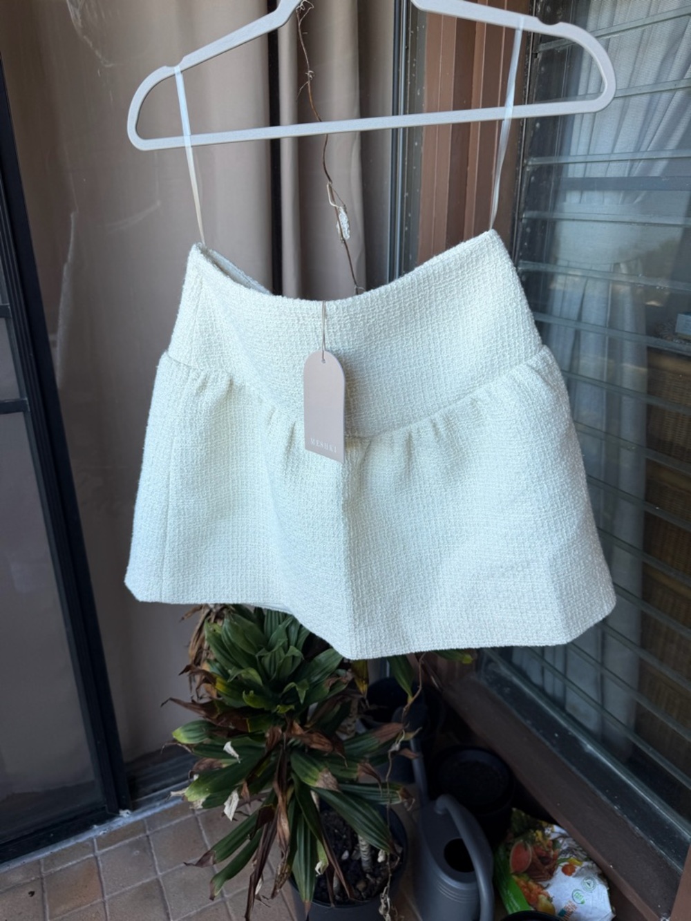 MESHKI Cyrus Gathered Boucle Mini Skirt - Picture 2 of 4